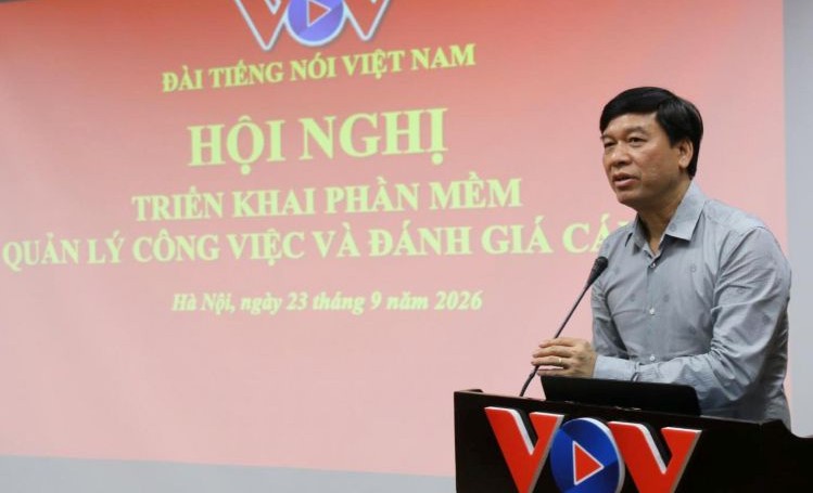 Hội nghị triển khai phần mềm quản lý công việc và đánh giá cán bộ<br /><span style="font-weight:normal;">Sáng 23/9/2026, tại Trung tâm Phát thanh Quốc gia, số 58 Quán Sứ (Hà Nội), Trung tâm Nghiên cứu và Ứng dụng Công nghệ Truyền thông (R&D) – Đài Tiếng nói Việt Nam (TNVN) phối hợp với Cục Chuyển đổi số - Cơ yếu thuộc Văn phòng Trung ương Đảng tổ chức Hội nghị triển khai phần mềm quản lý công việc và đánh giá cán bộ.</span>
